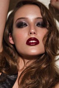 THE SUPER VAMP RED LIP LOOK